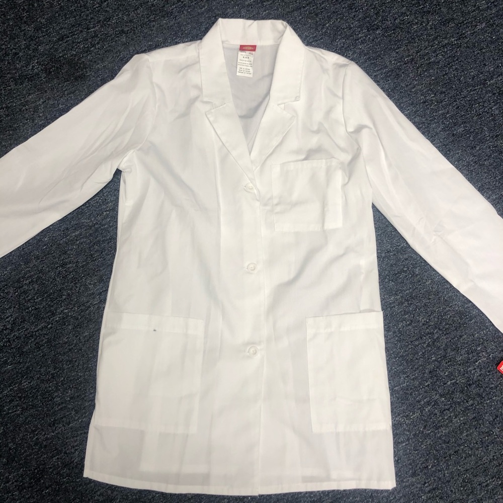 Dickie’s Long Sleeve Labcoat